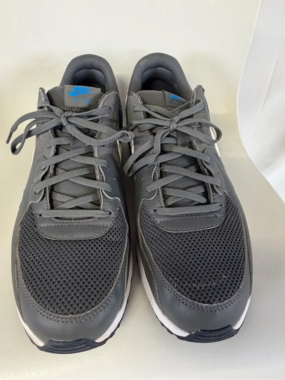 Nike Air Max Excee size 11 like new